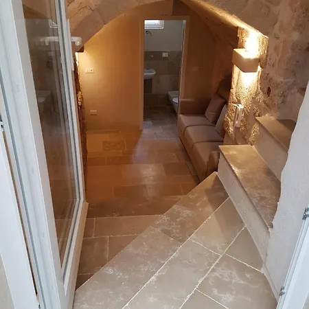 Dimore Nel Borgo Antico - La Cucchiaia بيت للعطل