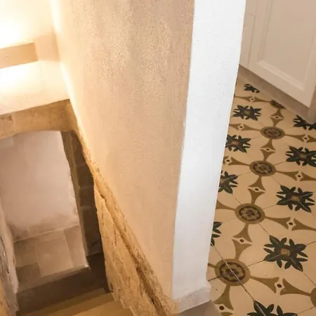 Dimore Nel Borgo Antico - La Cucchiaia بيت للعطل