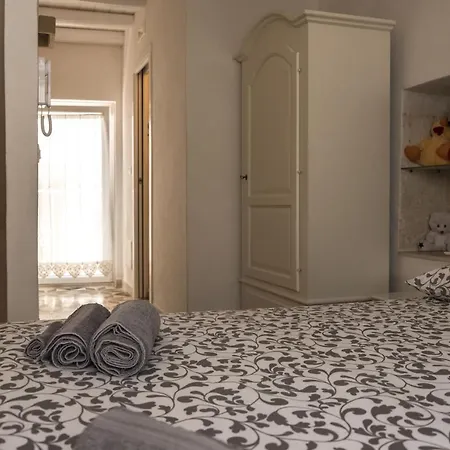 Dimore Nel Borgo Antico - La Cucchiaia بيت للعطل *