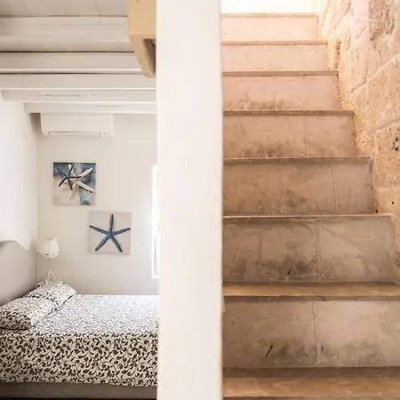 Dimore Nel Borgo Antico - La Cucchiaia بيت للعطل